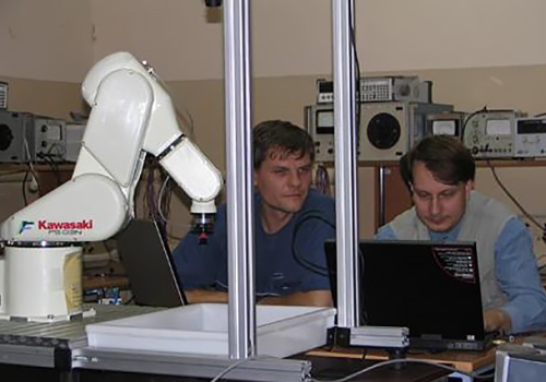 Robotas su kompiuterine vizija universitetams